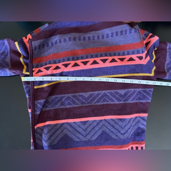 Smartwool Camp House Wrap Wool Sweater in Berry Colors Size Large - Picture 5 of 7